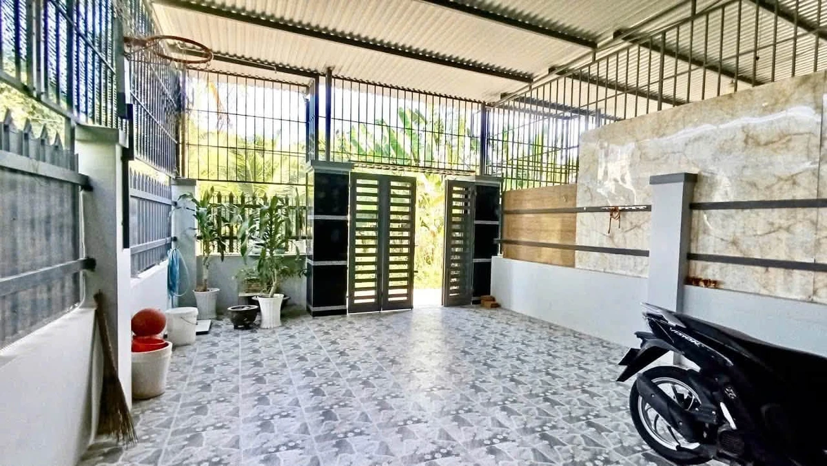 Bán nhà mái Thái 160m2 Diên An Khánh Hòa giá 2 tỷ 300 - Ảnh thu nhỏ 2