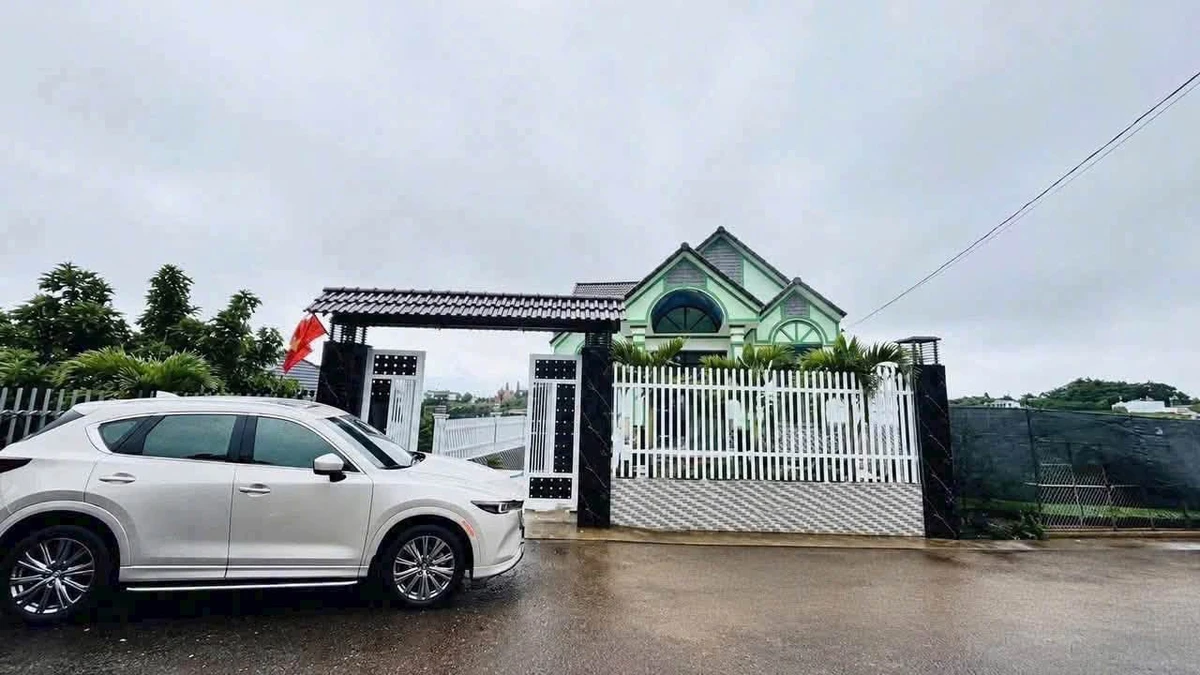Bán biệt thự 3 phòng ngủ 263m² Bảo Lộc - Ảnh 1