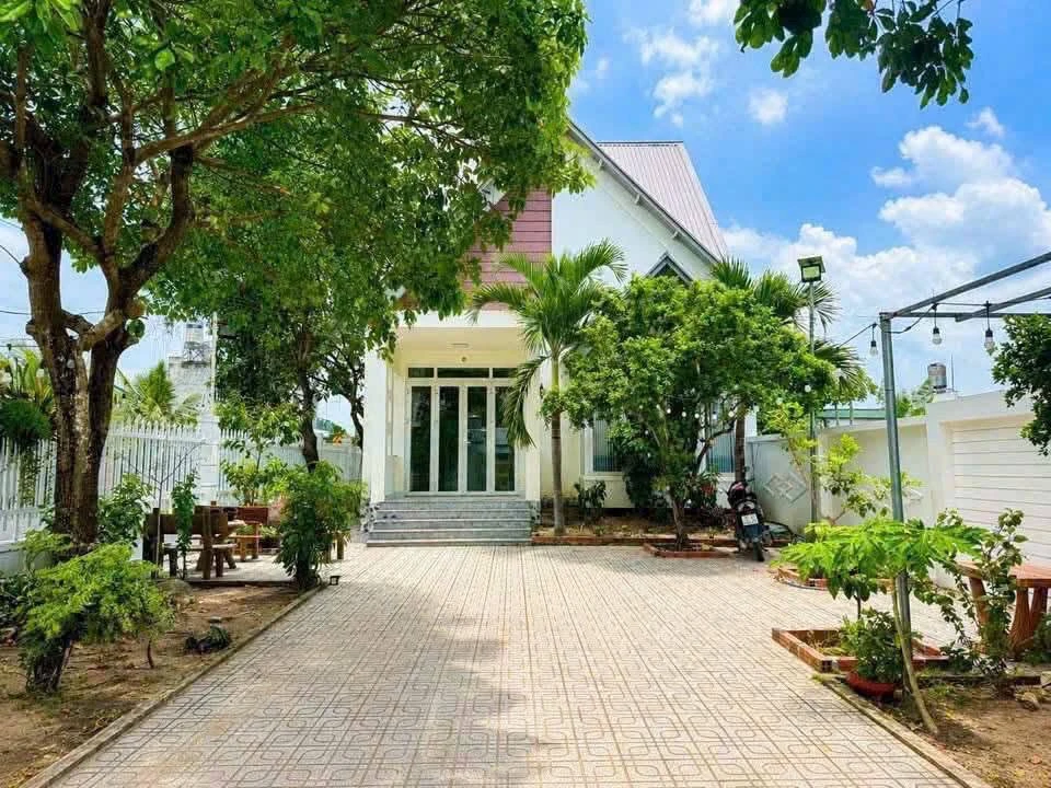 Bán nhà mái Thái 285m² 2 tỷ 750 triệu Tây Ninh - Ảnh 1