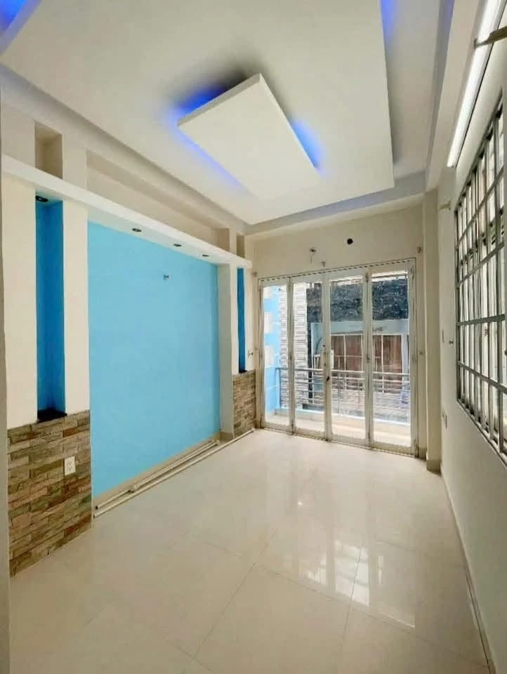 Cho thuê nhà nguyên căn 3 phòng ngủ 24m² Quận 4 - Ảnh thu nhỏ 4