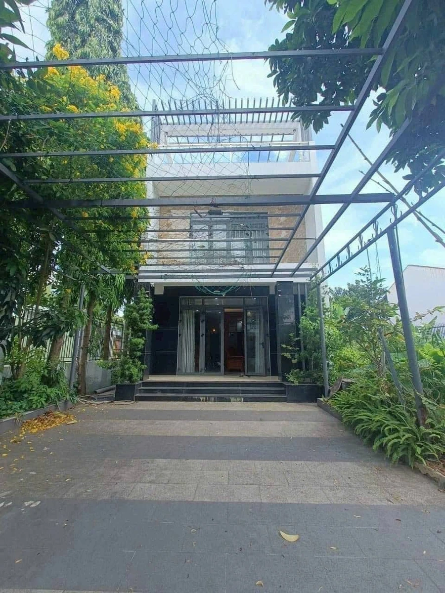 Cho thuê nhà nguyên căn 240m² 4PN Phú Lợi 19 triệu/tháng - Ảnh 1