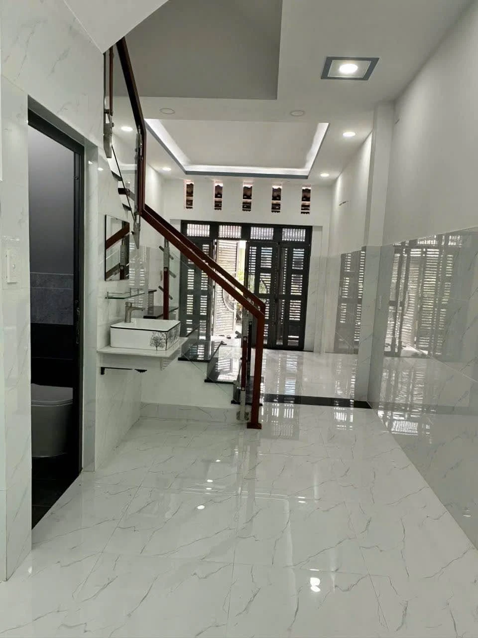Bán nhà 4 tầng mặt tiền 47m2 Quận 8 - Ảnh 1