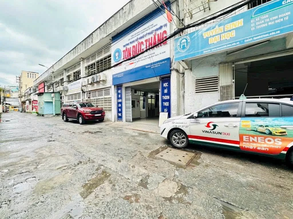 Bán nhà phố 4PN 32m² nội thất đầy đủ Thị Nghè giáp Q1 - Ảnh 1