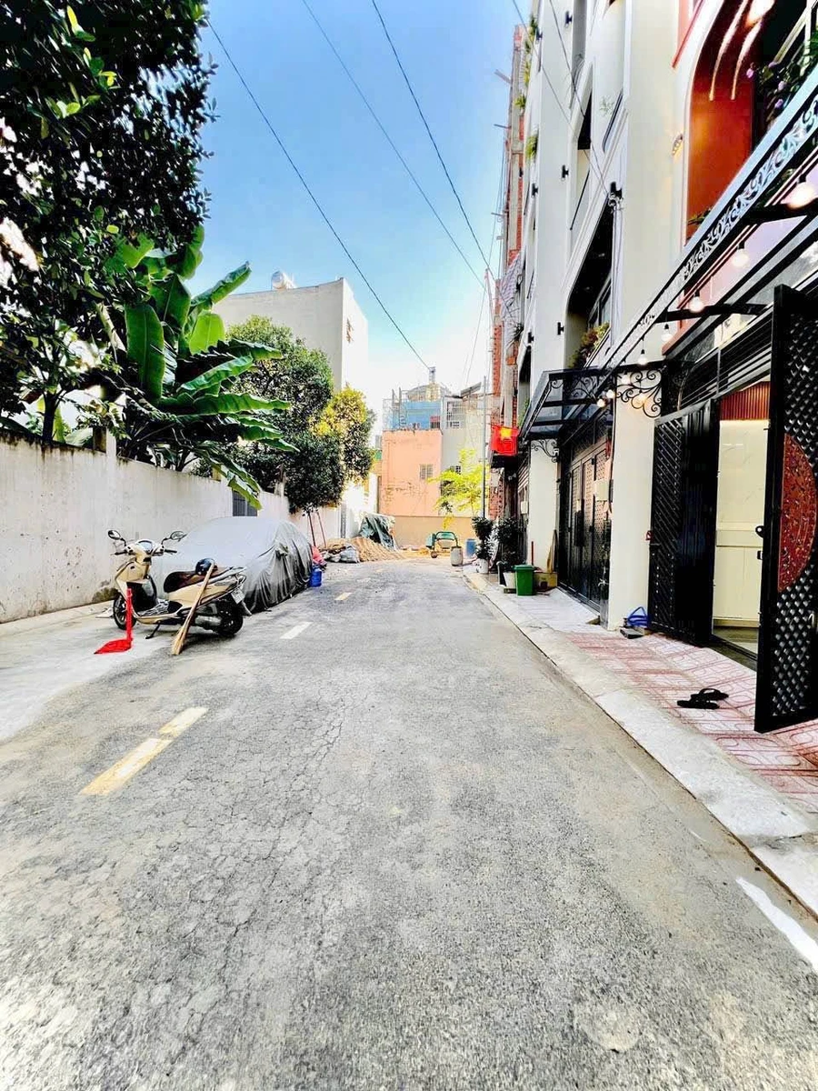 Bán nhà phố 1 trệt 1 lửng 3 lầu 52m² full nội thất Huỳnh Thị Hai, Quận 12, giá 6,89 tỷ - Ảnh thu nhỏ 4