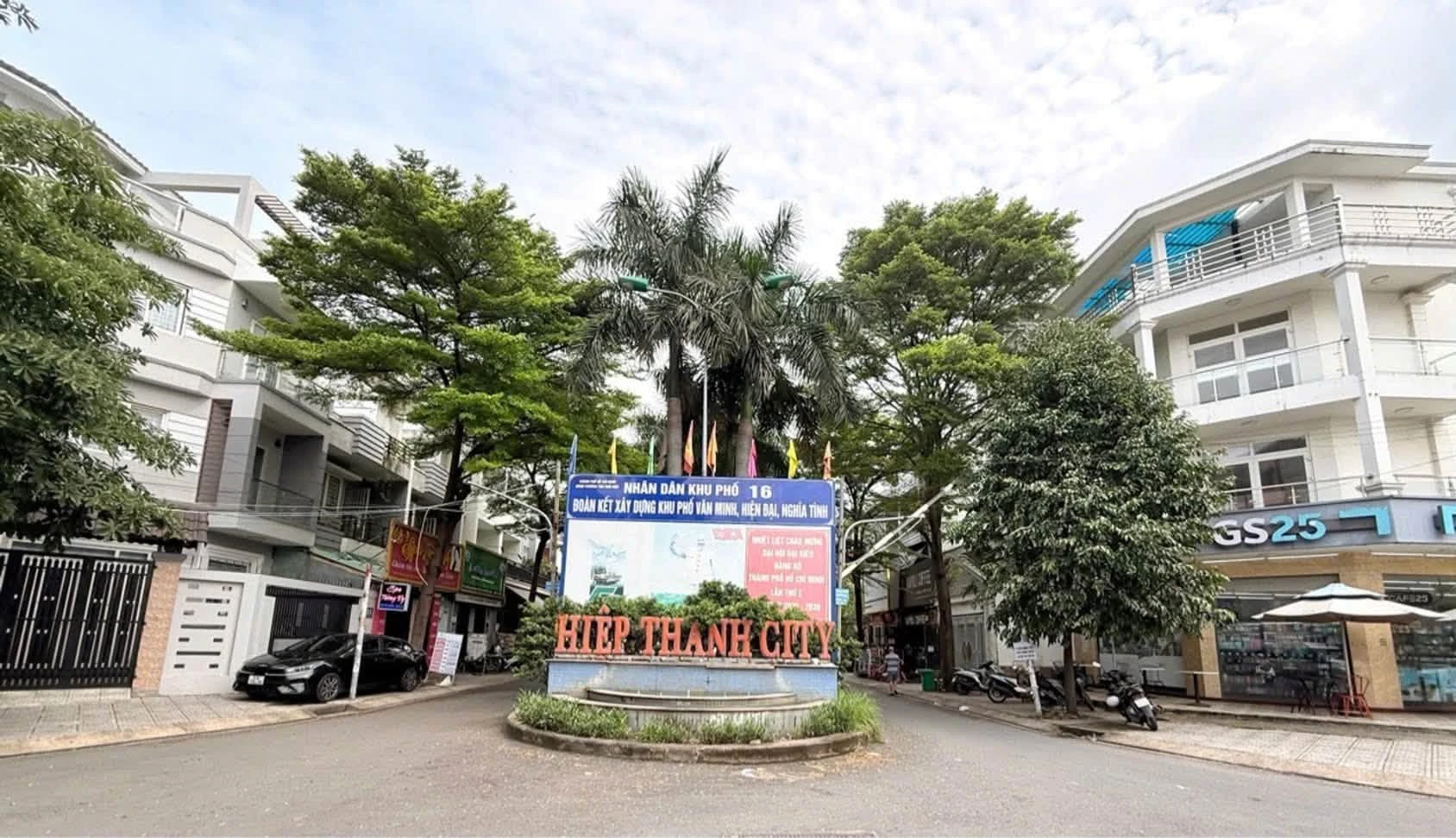 Bán nhà 2 tầng BTCT 4x16m, 4PN, ô tô vào nhà, gần Hiệp Thành City, Quận 12 - Ảnh 1