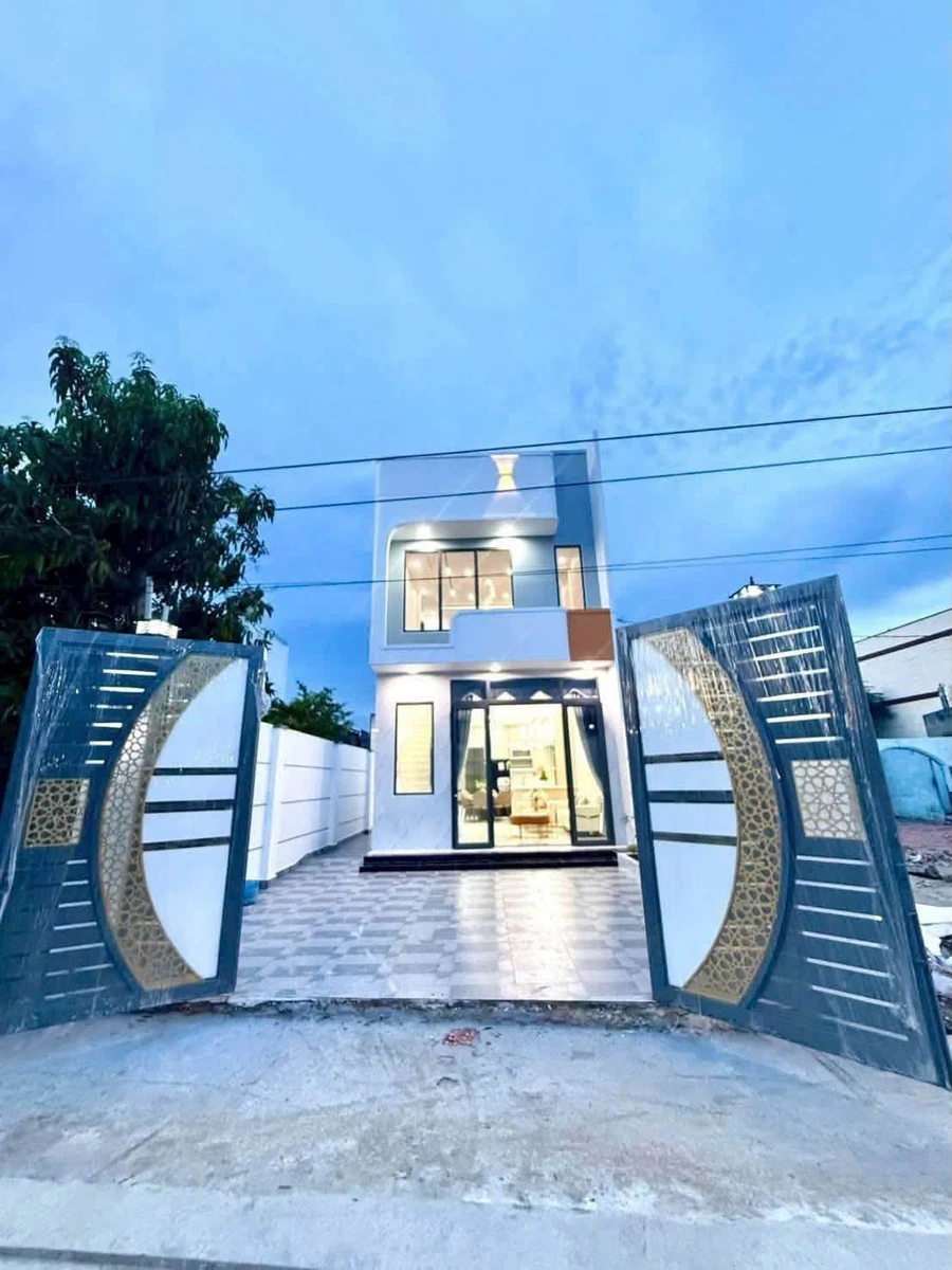 Bán nhà lầu lửng 3PN 100m² Ninh Thạnh Tây Ninh 2,98 tỷ - Ảnh 1