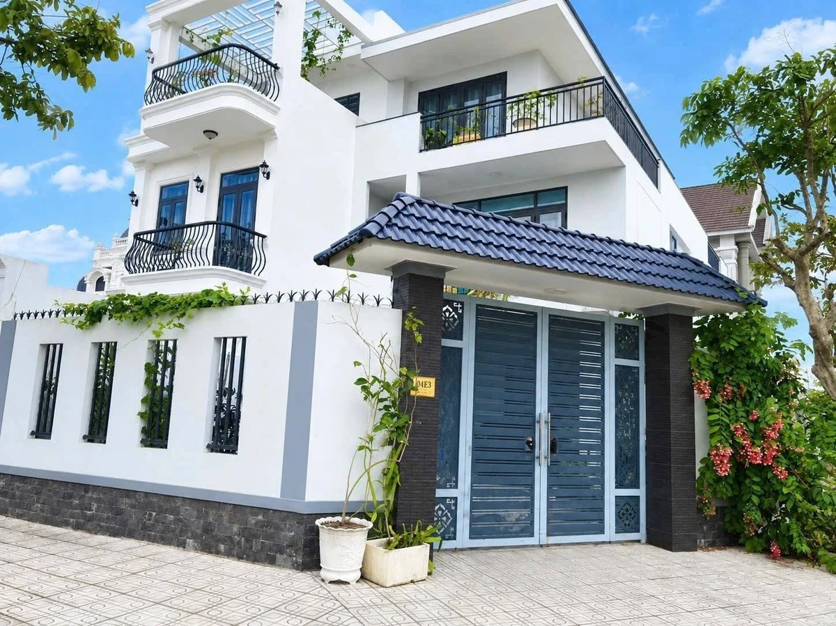 Bán nhà 3 tầng 205m2, 5PN, Khu Sao Mai - Ảnh thu nhỏ 2