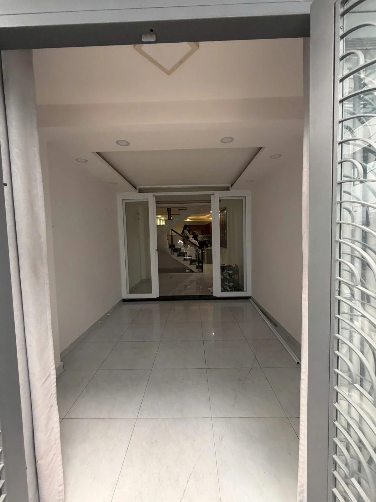 Bán nhà phố 3 tầng Bạch Đằng P24, 40m² nở hậu, 5.95 tỷ - Ảnh 1