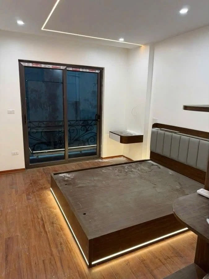 Bán nhà 6 tầng 4 phòng ngủ 30m² Phú Đô 8 tỷ - Ảnh thu nhỏ 4