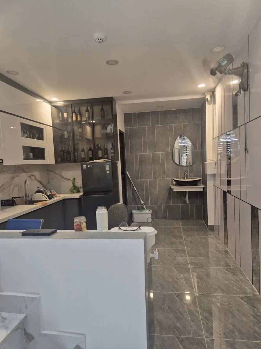 Bán nhà 3 tầng 45m2, 3PN, đường 8m gần vòng xoay Cây Gõ, Quận 11 - Ảnh thu nhỏ 4