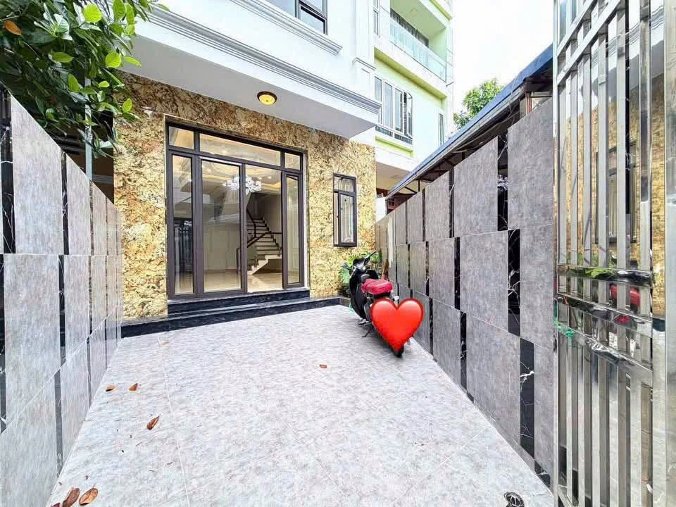 Bán nhà 3,5 tầng 62m² sân cổng riêng Đà Nẵng Hải Phòng 3,95 tỷ - Ảnh 1