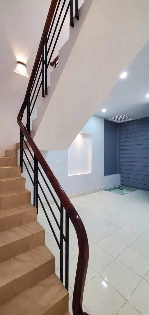 Bán nhà 1 trệt 1 lầu 100m2 Phường Hàm Thắng, Phan Thiết - Ảnh thu nhỏ 3