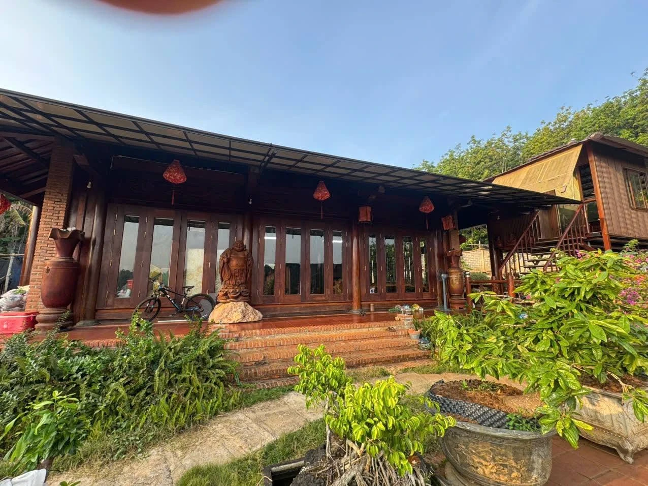 Bán nhà vườn nghỉ dưỡng 4000m2 có hồ cá, kho xưởng tại Phường Tân An, Đắk Lắk - Ảnh 1