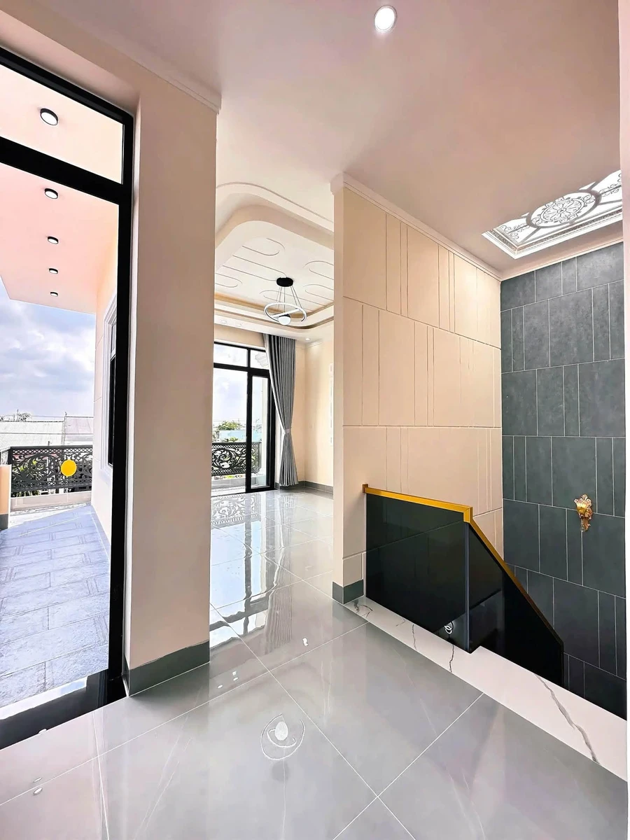 Bán nhà lầu 3PN đường Nguyễn Chí Thanh, Tây Ninh, 2,95 tỷ - Ảnh thu nhỏ 3
