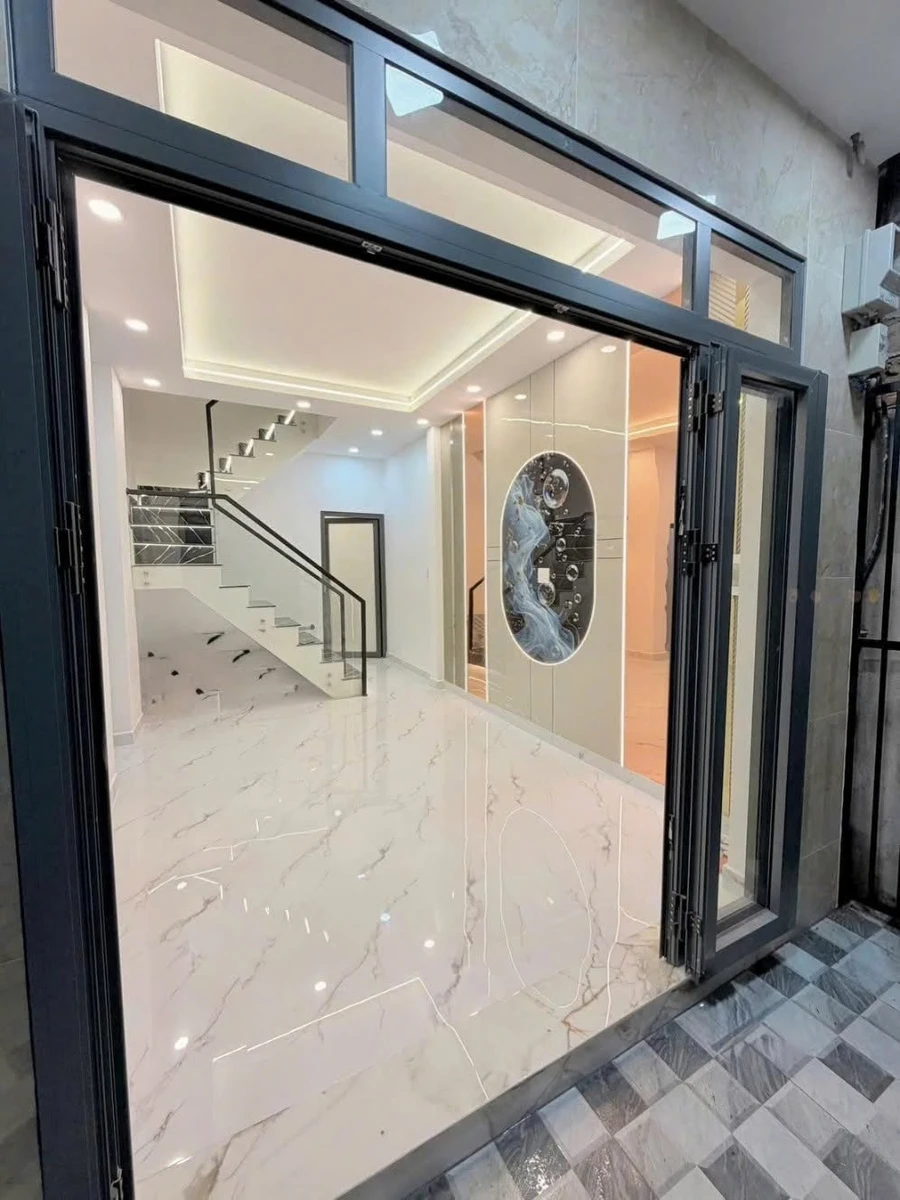 Bán nhà Tôn Đản Quận 4, 52m², 5 tỷ, sân riêng - Ảnh thu nhỏ 4