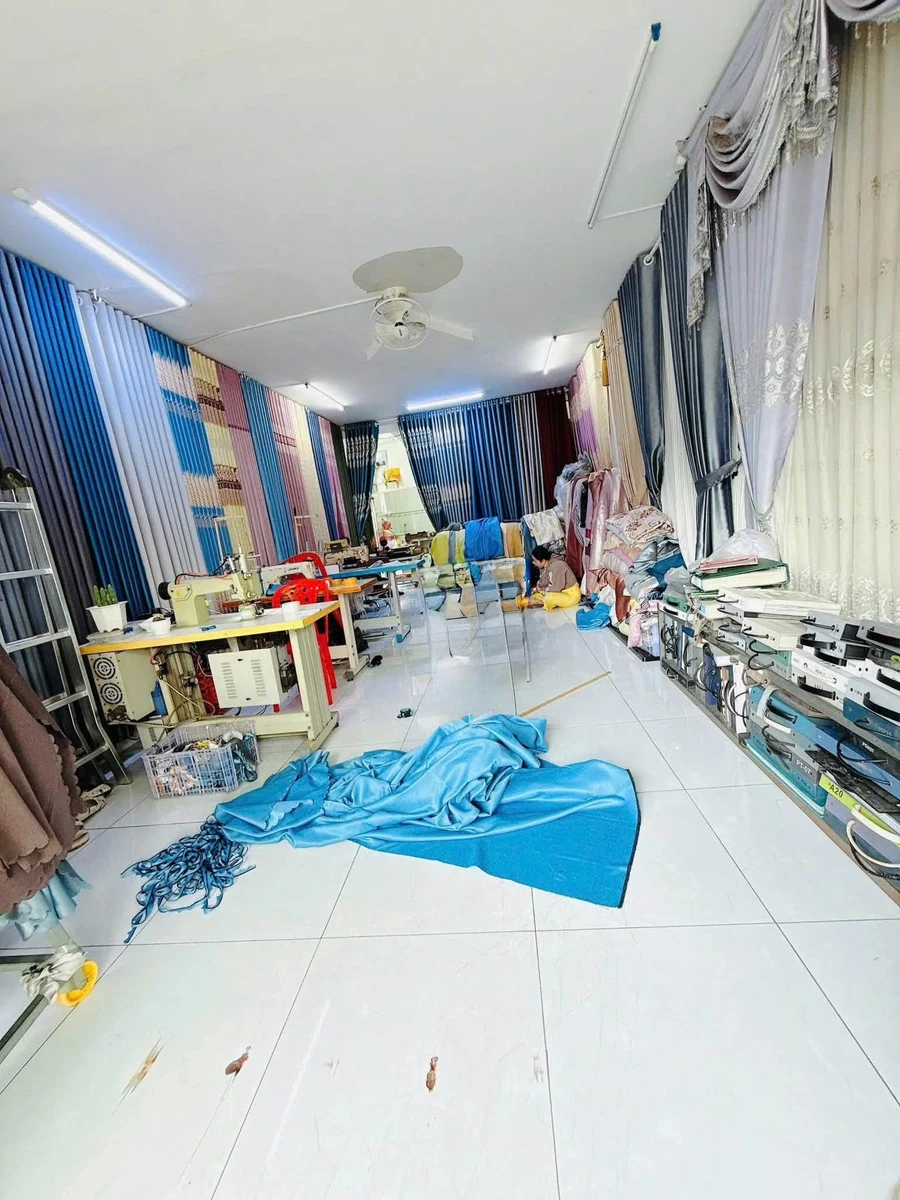 Bán nhà 2 tầng 3PN nở hậu 34,8m² đường Bùi Minh Trực, Quận 8 giá 4,85 tỷ - Ảnh thu nhỏ 2