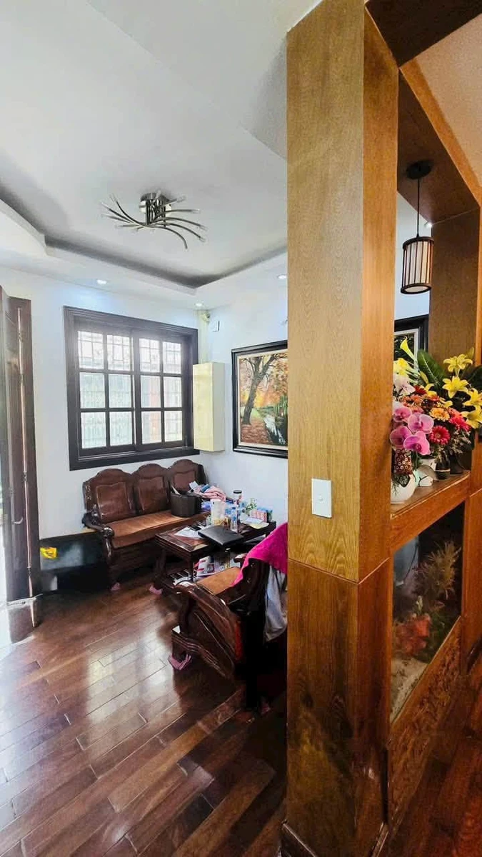 Bán nhà lô góc 50m2 4 tầng đường 3 Tháng 2, Quận 10 - Ảnh thu nhỏ 2