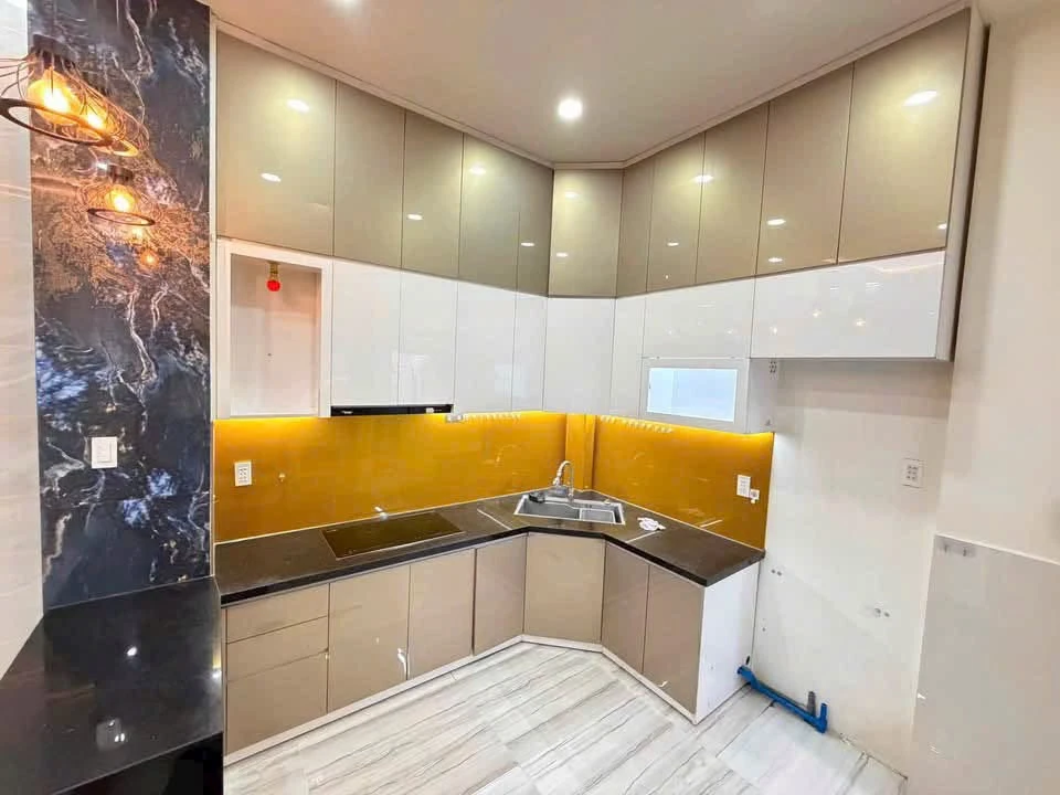 Bán nhà 2 lầu góc 2 mặt tiền Huỳnh Tấn Phát Q7, 43m², 5.39 tỷ - Ảnh thu nhỏ 5