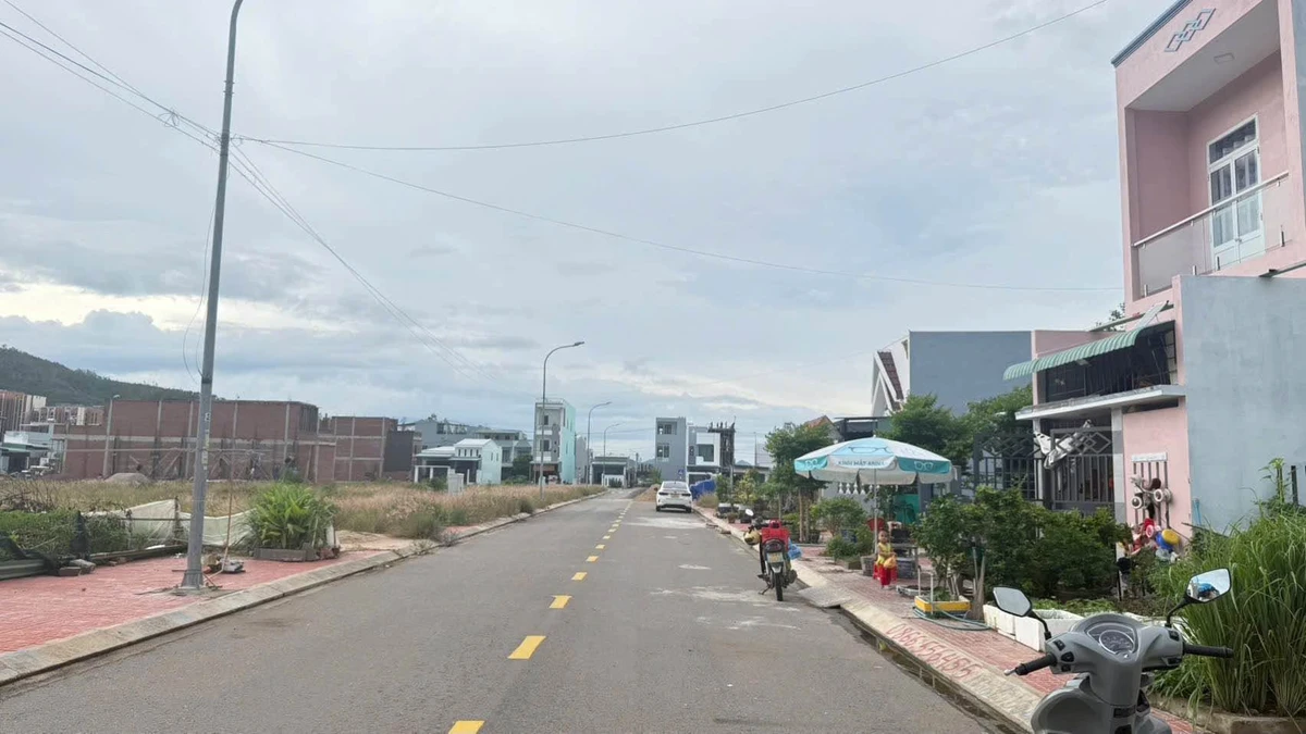 Bán đất mặt tiền Viện Sốt Rét Nhơn Phú 76m2, 2 tỷ - Ảnh thu nhỏ 2