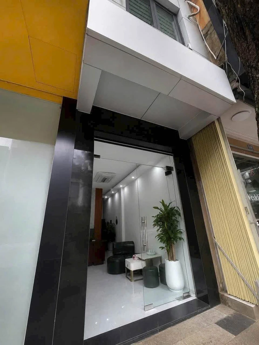 Cho thuê nhà 3 lầu mặt tiền Quang Trung 10tr/tháng - Ảnh thu nhỏ 4