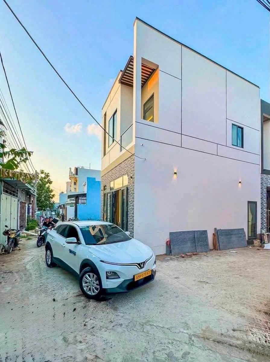 Nhà trệt lầu xây mới full nội thất, 40m2, Cần Thơ, 2,75 tỷ - Ảnh thu nhỏ 3