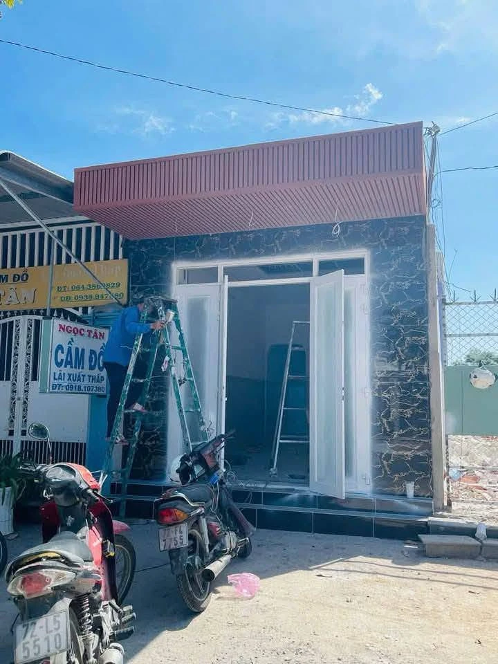 Bán nhà mặt tiền Trần Hưng Đạo, Long Điền, 4x27m, 4 phòng ngủ, giá 2,55 tỷ - Ảnh thu nhỏ 5