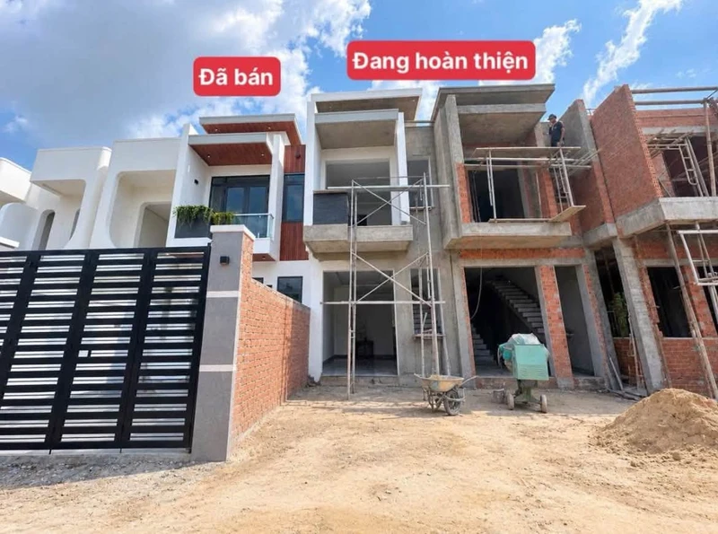 Bán nhà Tân An Thủ Dầu Một 60m2 3 phòng ngủ 2.55 tỷ