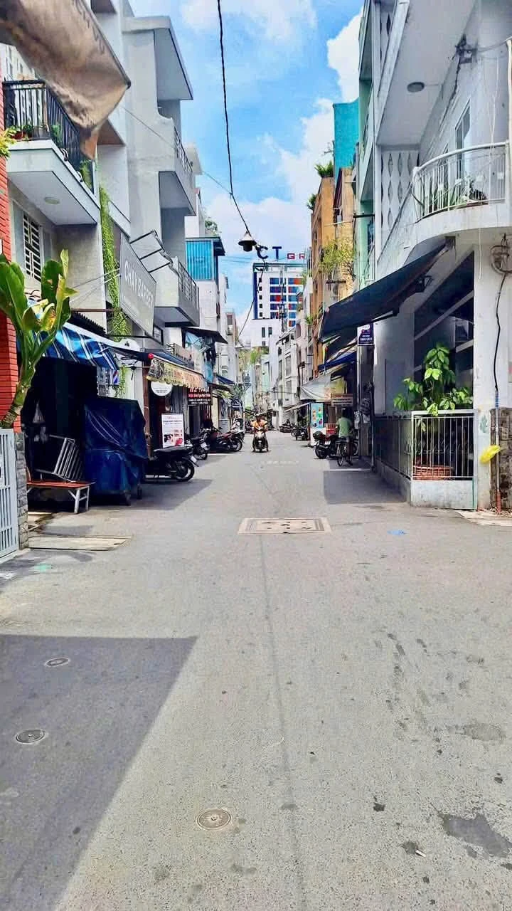 Bán nhà hẻm xe tải Lê Văn Sỹ, 42,8m², 10,6 tỷ, Quận 3 - Ảnh 1