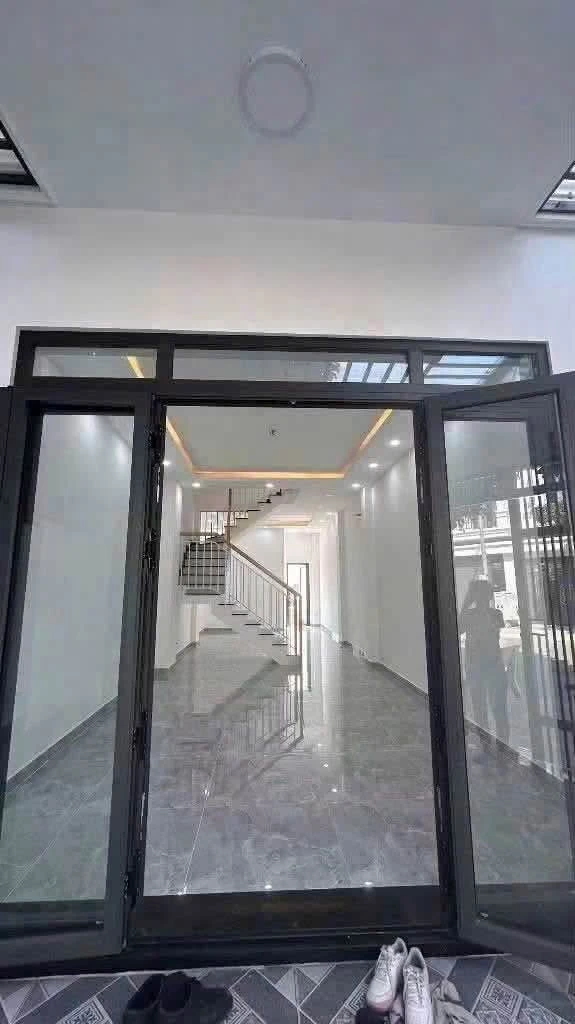 Bán nhà 1 trệt 2 lầu 67.5m² Dĩ An giá 3.65 tỷ - Ảnh thu nhỏ 2