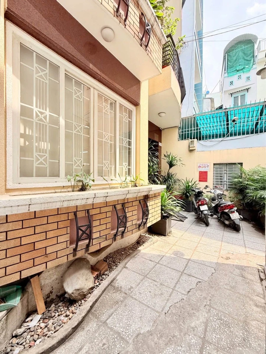 Bán nhà hẻm Nguyễn Duy Dương Quận 10, 33m2, 2 tầng 2PN, giá 5,67 tỷ - Ảnh thu nhỏ 3