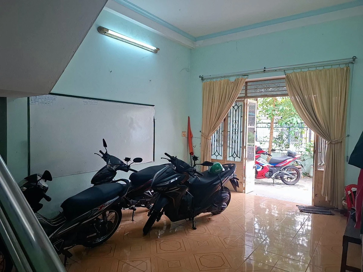 Nhà 2 tầng 100m² sát BV Hoàn Mỹ, nhỉnh 5 tỷ, Đà Nẵng - Ảnh thu nhỏ 3