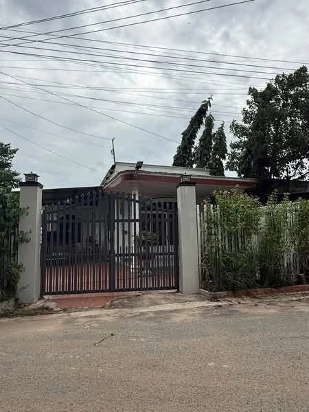 Bán nhà mặt tiền đường DX Định Hòa, 422m2 (100m2 thổ cư), giá 3,2 tỷ - Ảnh 1