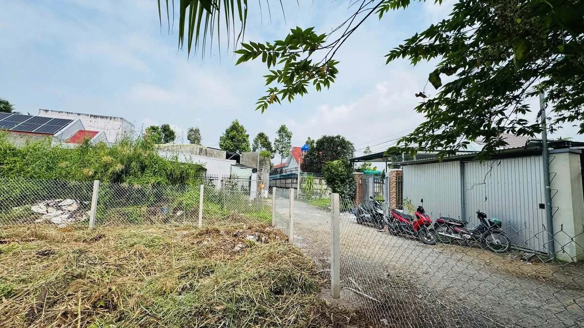Bán đất 302m2 ngang 9,2m, 180m2 thổ cư, gần đường Võ Văn Phẩm, phường Bến Tre - Ảnh thu nhỏ 3