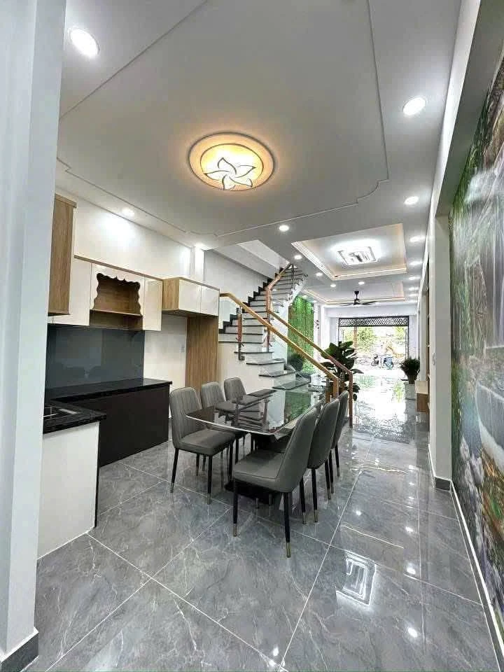 Bán nhà phố Thủ Đức 72m² 3 phòng ngủ 3,98 tỷ - Ảnh thu nhỏ 4