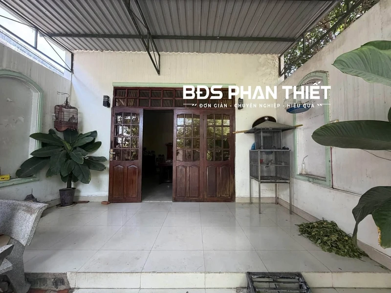 Bán nhà 165m² 2PN, đường bê tông 5m, Phan Thiết