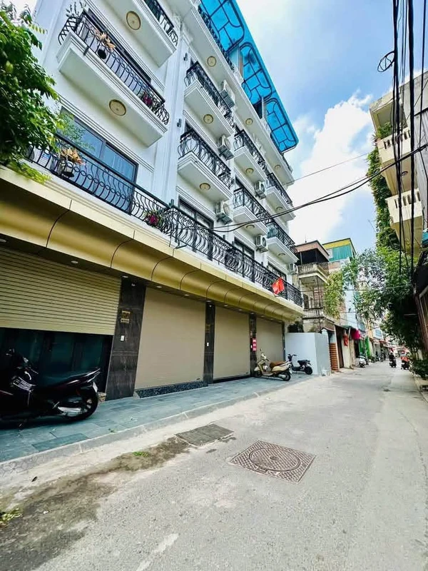 Bán nhà 6 tầng 100m2 mặt tiền 4.5m Hồ Đền Lừ 23.6 tỷ