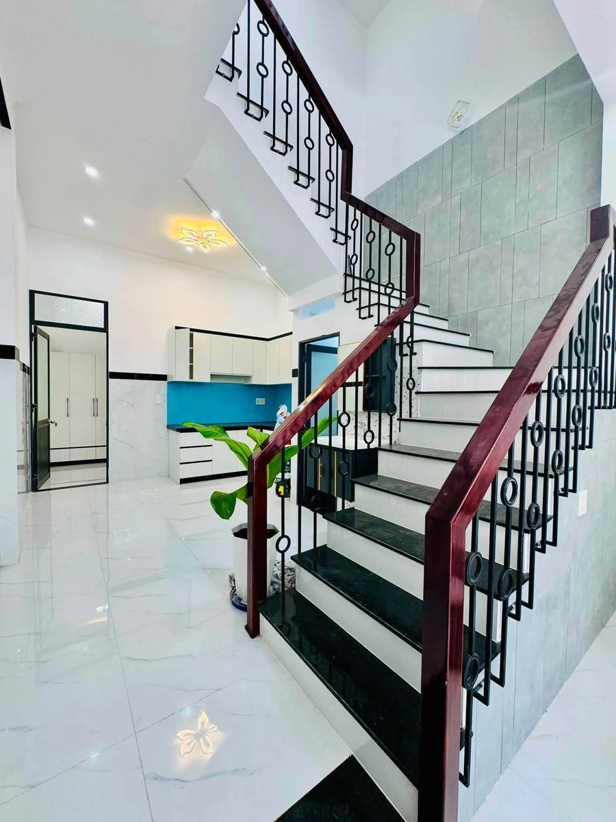 Bán nhà hẻm 3 tầng 46,7m2 đường Hoàng Văn Thụ, Quy Nhơn giá 3,66 tỷ - Ảnh thu nhỏ 3