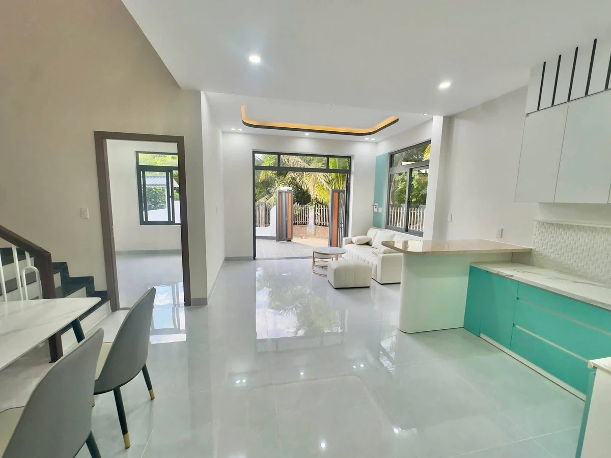 Bán nhà góc 2 tầng 88,3 m² Diên Khánh giá 2,4 tỷ - Ảnh thu nhỏ 2