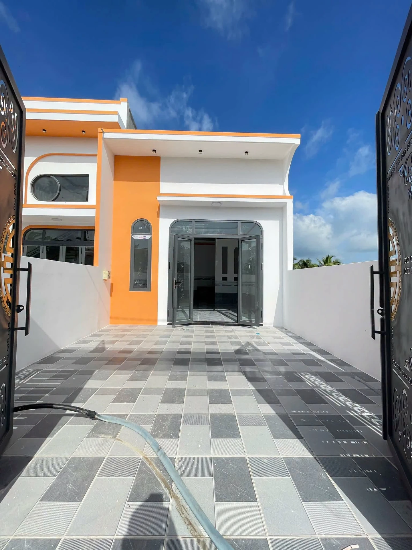 Bán nhà 2 phòng ngủ 110m2, Sổ riêng 1tỷ 290tr - Ảnh 1