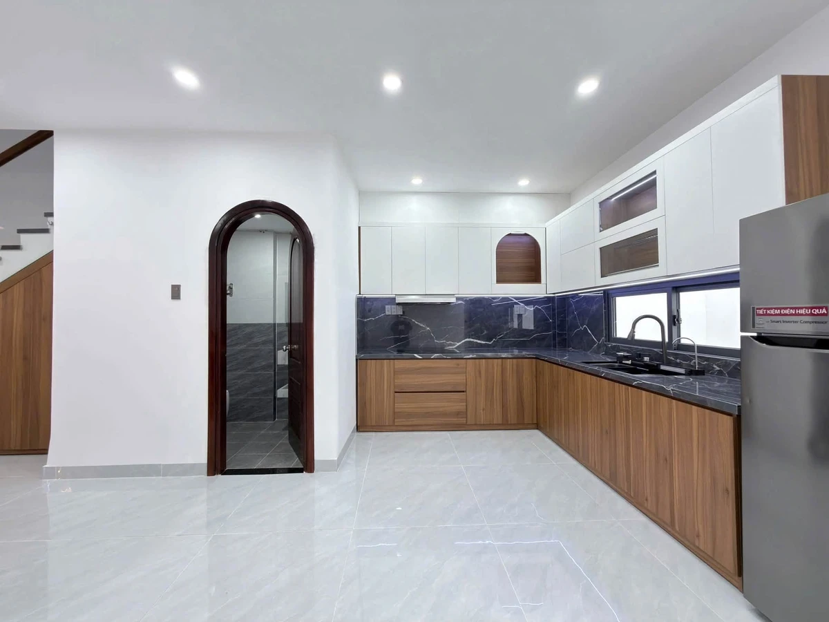 Bán nhà mới 3 tầng 116m2 khu Bàn Cờ Nha Trang - Ảnh thu nhỏ 4