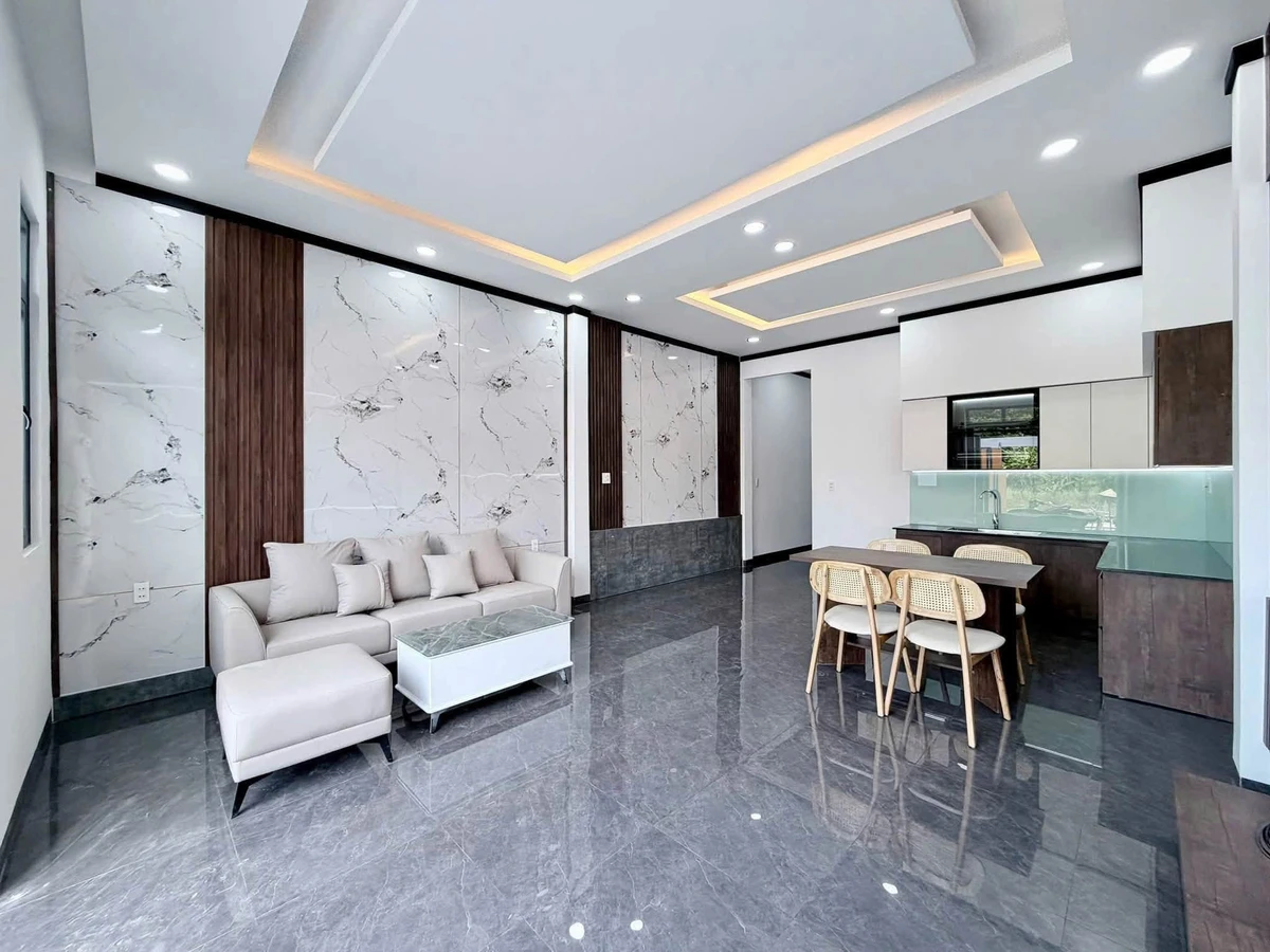 Bán nhà mặt tiền 2PN Long Khánh, 100m², 1 tỷ 250 triệu - Ảnh thu nhỏ 4