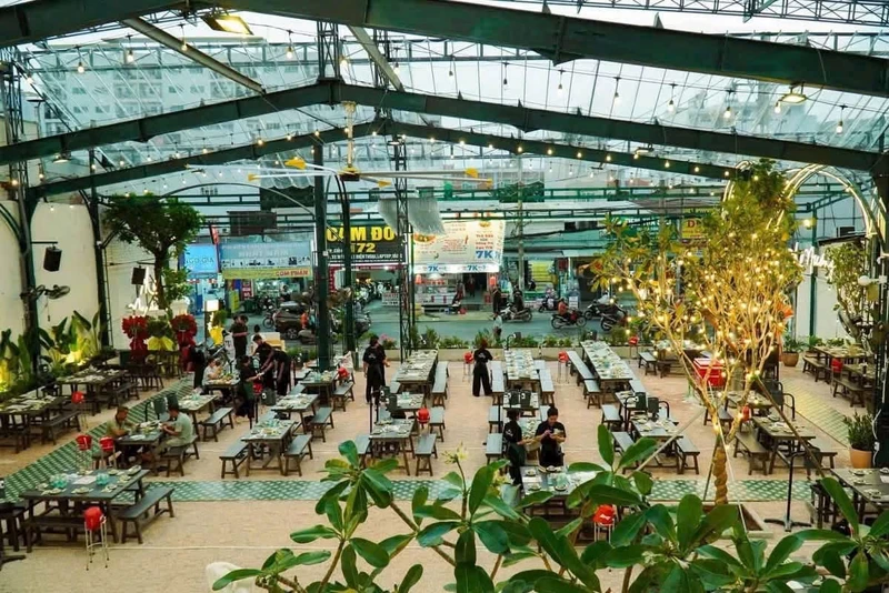 Cho thuê khuôn viên 1000m² Quận 5, 75 triệu/tháng