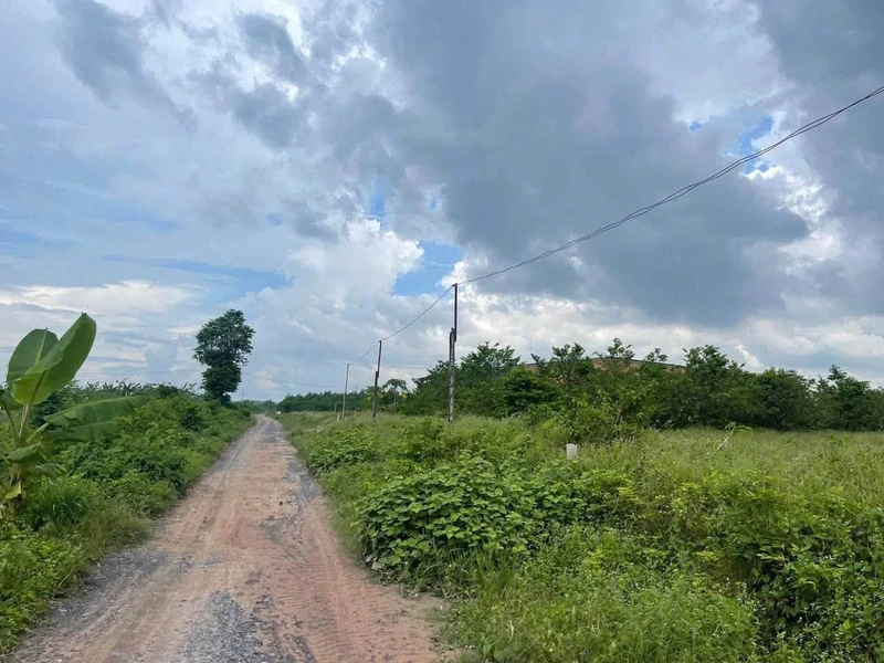 Bán 2 lô đất view Núi Bà, 605m2, Tây Ninh