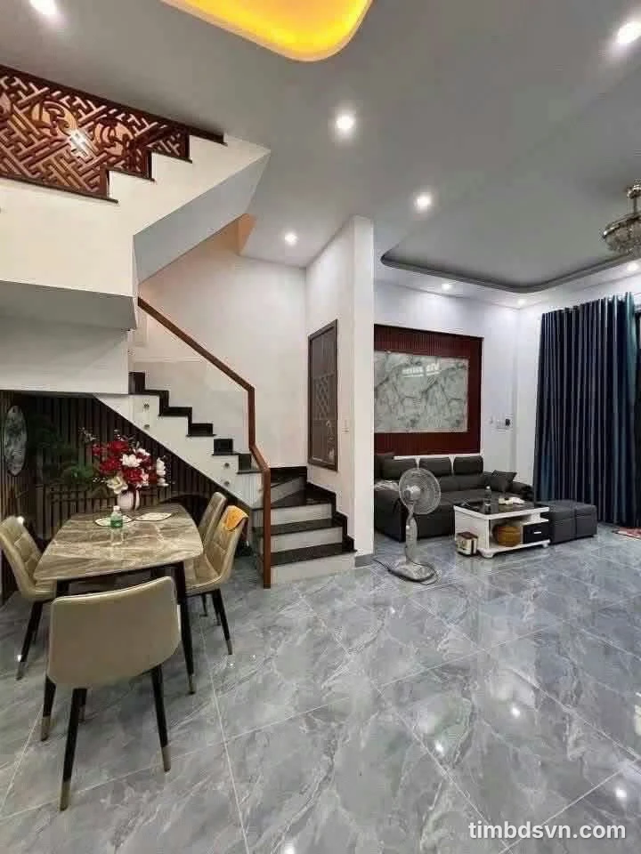 Bán nhà 3 phòng 72m² trung tâm Vũng Tàu, ngang 8,2m - Ảnh thu nhỏ 2