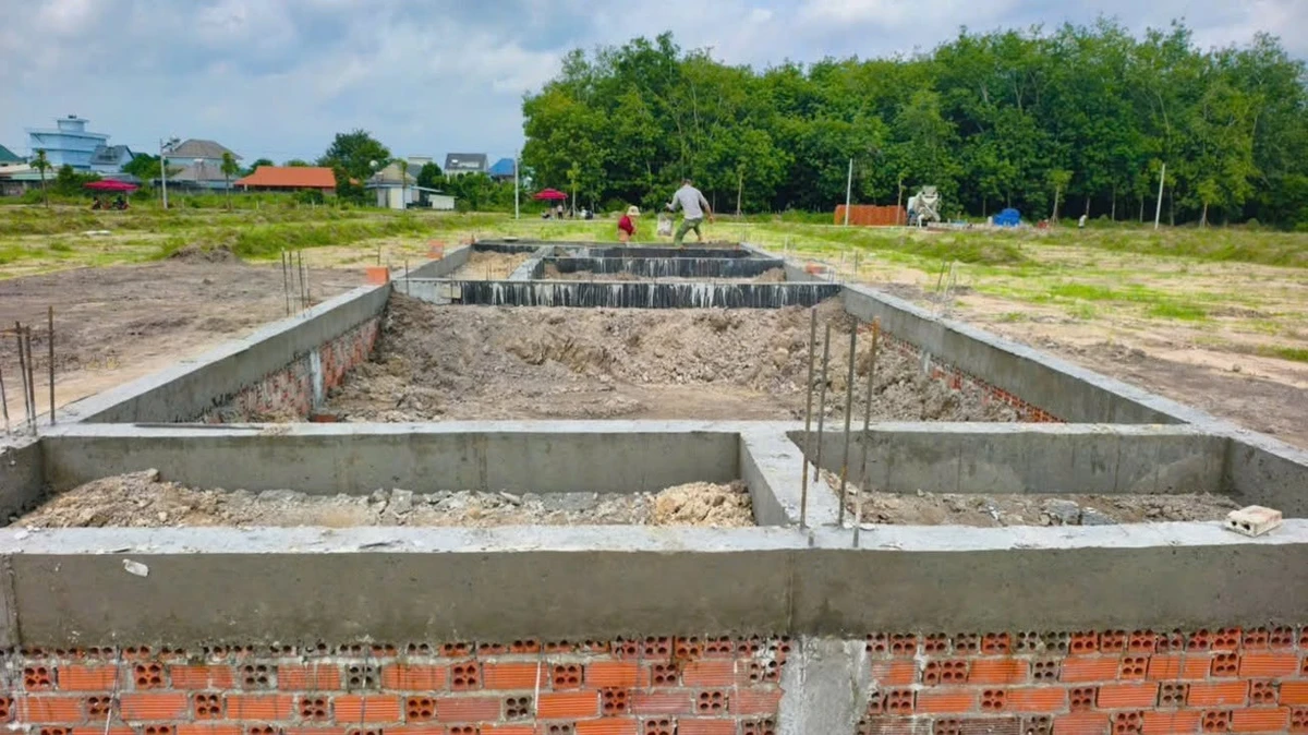 Bán nhà phố xây sẵn Chơn Thành Đồng Nai 225m2 - Ảnh thu nhỏ 2
