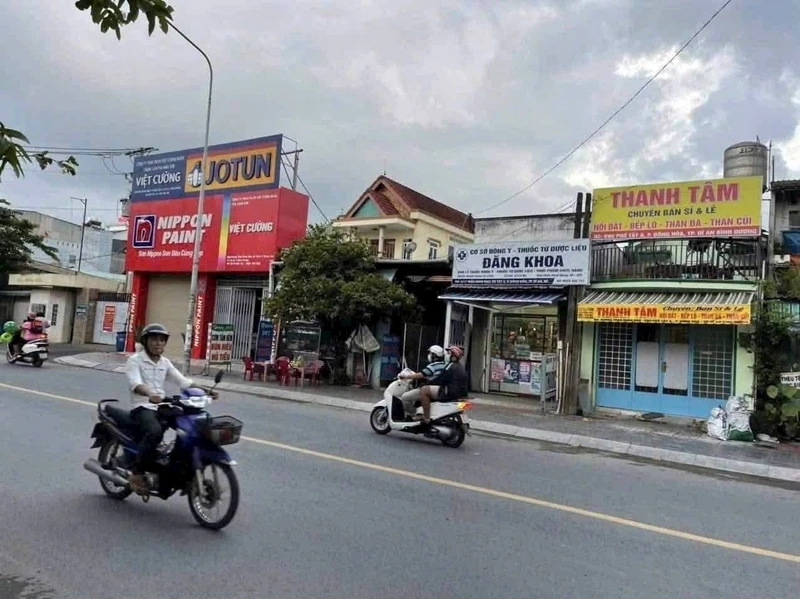 Bán mặt tiền Trần Hưng Đạo 226m2 gần chợ Dĩ An 1, giá 10 tỷ