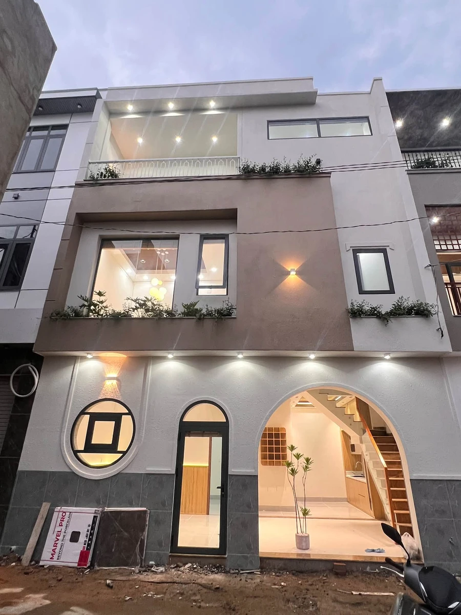 Bán nhà 3 tầng 3 PN, 180m2, 4.55 tỷ, Biên Hoà - Ảnh 1