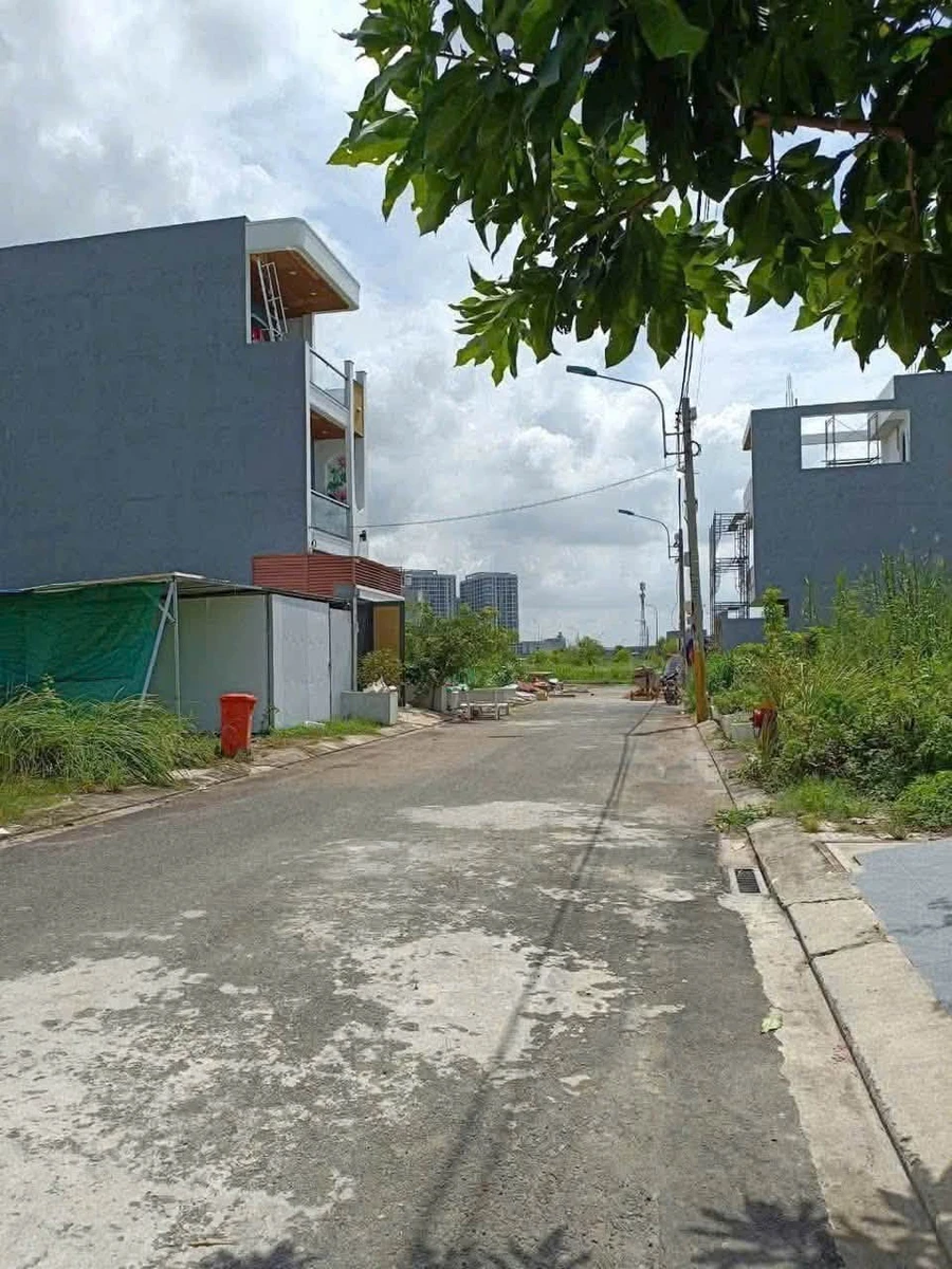 Bán đất 81m² Phố Đông Trường Lưu Thủ Đức 4,2 tỷ - Ảnh thu nhỏ 3