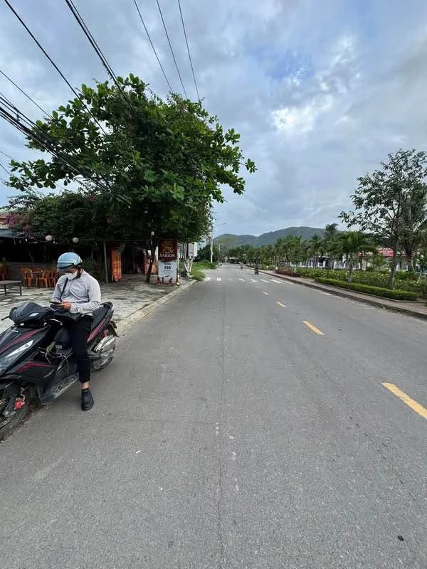 Bán đất mặt tiền Phường Nhơn Phú, Quy Nhơn, 124m2, 3 tỷ