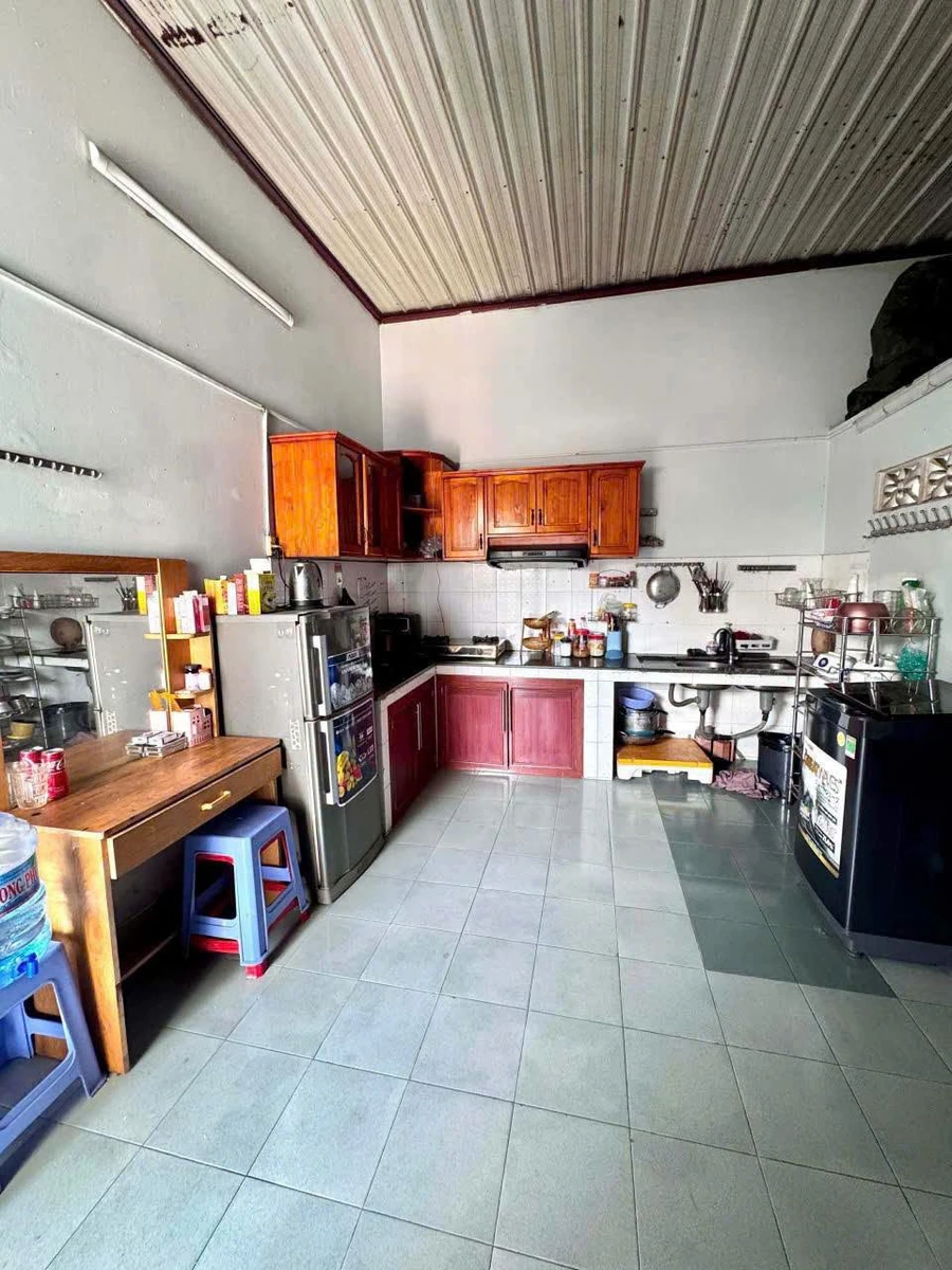 Bán nhà 100m2, 2 phòng ngủ gần VPCC Hoàng Long giá 2,58 tỷ - Ảnh thu nhỏ 5